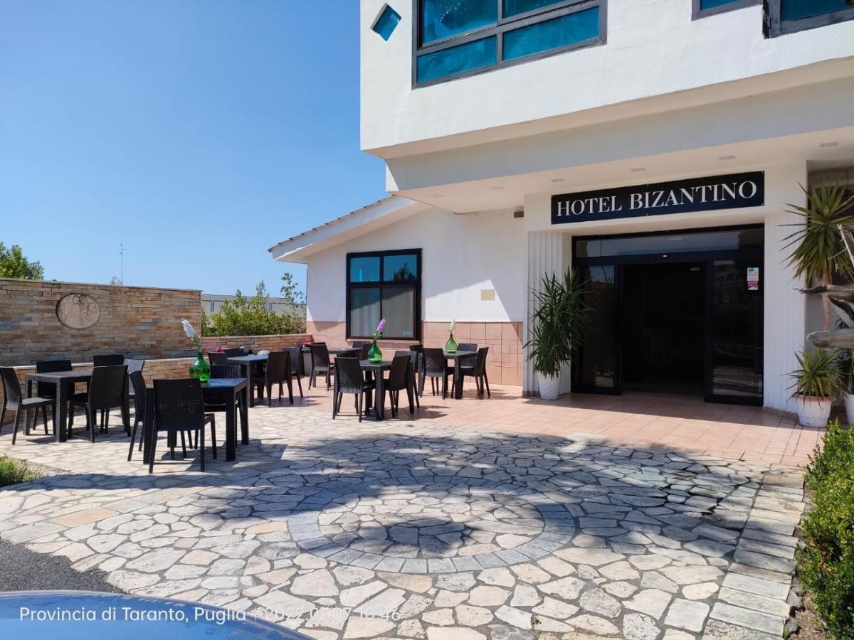 Hotel Bizantino Massafra Exteriör bild