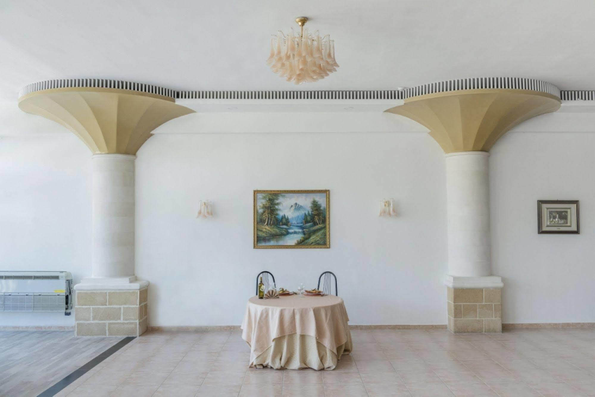 Hotel Bizantino Massafra Exteriör bild